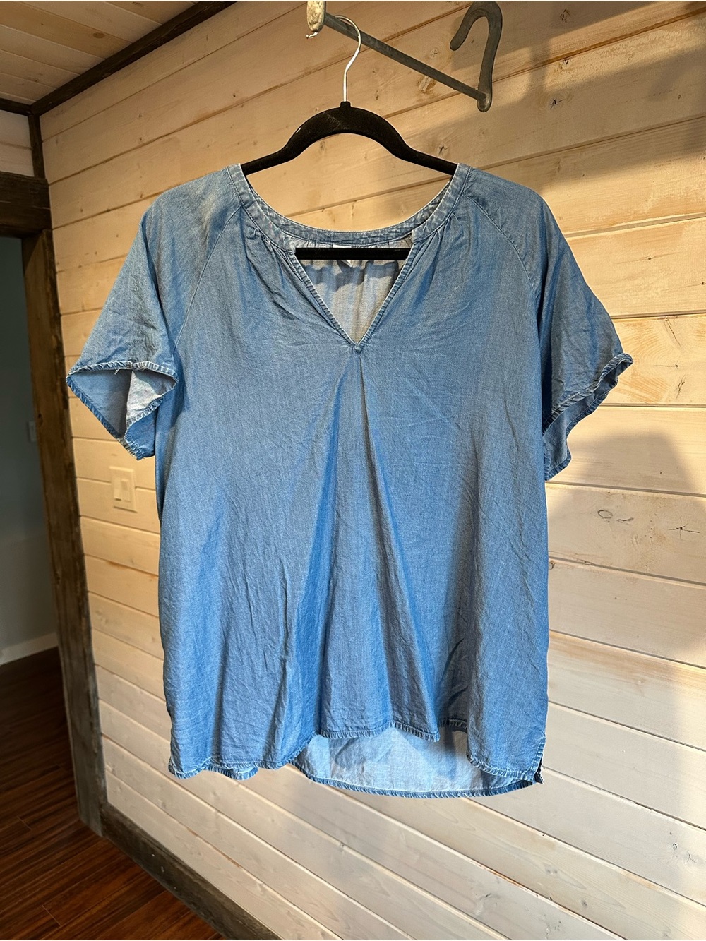 Old Navy | Denim Blue Chambray V Neck Top